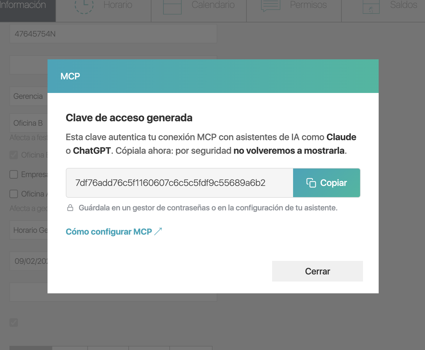 Ventana «Clave de acceso generada» de INWOUT: muestra la clave MCP completa con el botón Copiar y el aviso de que no volverá a mostrarse.